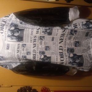 📰🗞👀 What's the world & fashion news? Read it while you're wearing it! 🗞📰👀